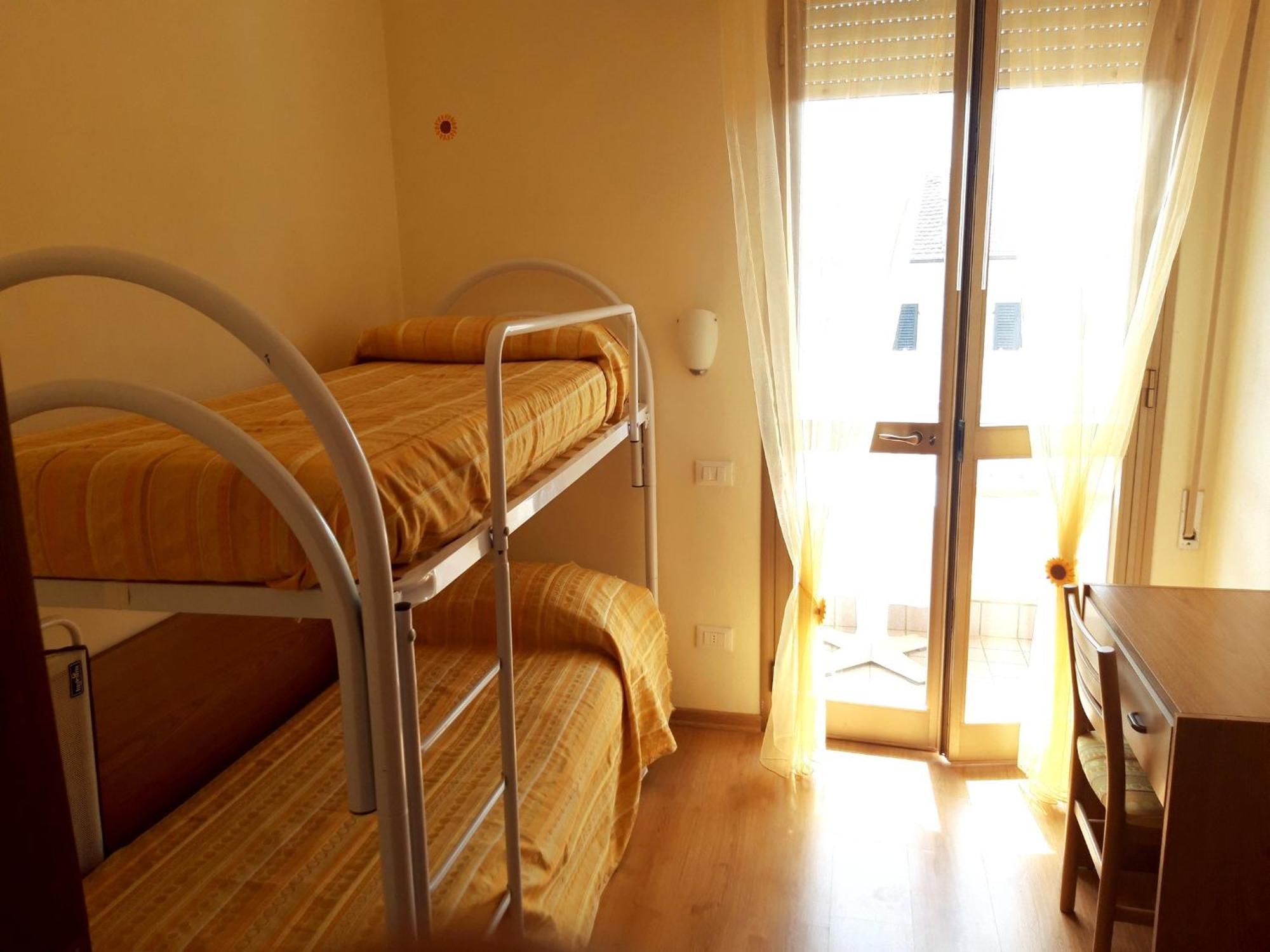 Hotel Mariani リド・ディ・カマイオーレ エクステリア 写真